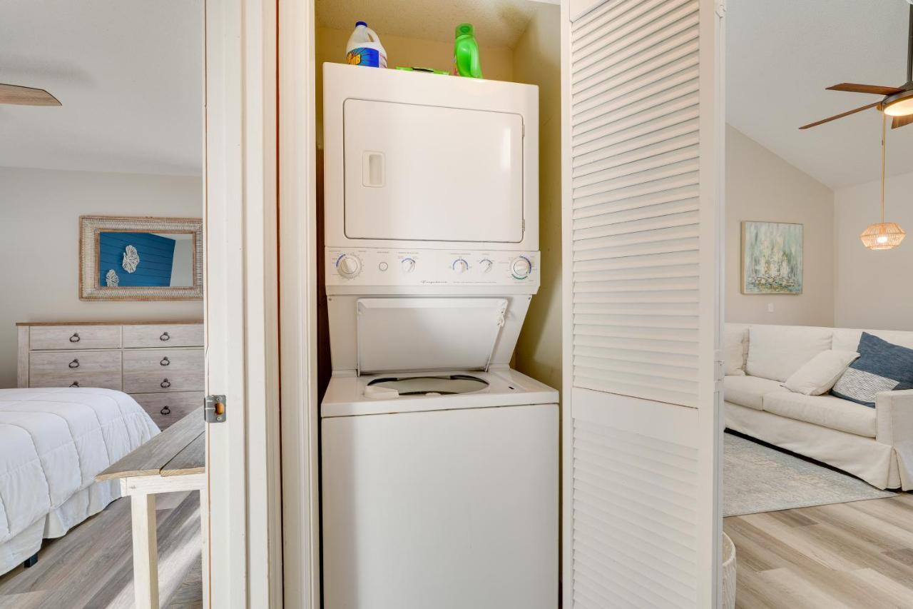 Apartment Pcb With Pool And Hot Tub Walk To Beach! *